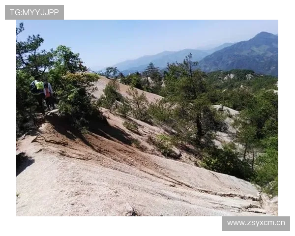 新线首发 6.13-6.14闯入绩溪秘境,徒步龙须山网红高山沙漠,穿越九龙戏珠龙脉奇峰,山脊漫步,尽览皖南绝美山景!